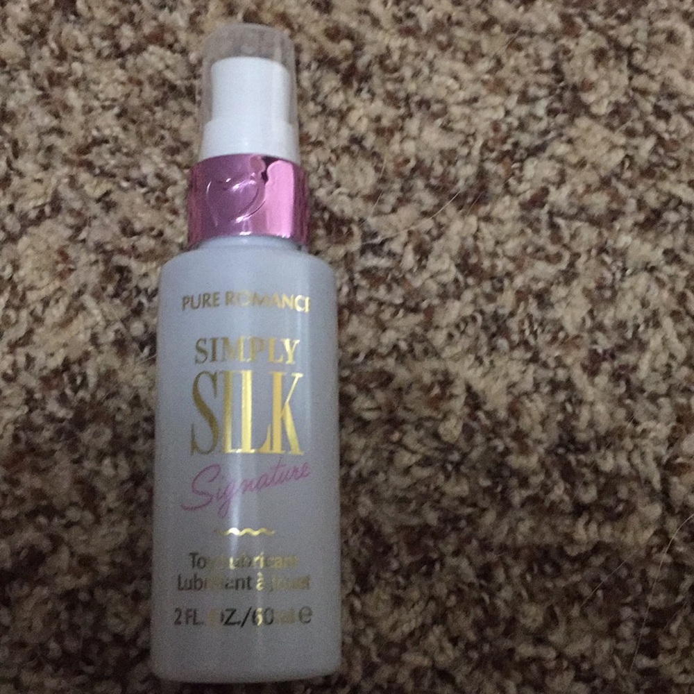 Simply silk pure romance